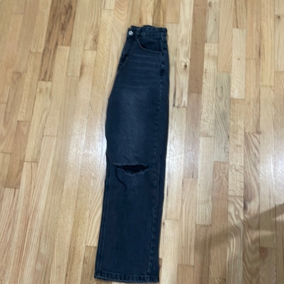 Beginning boutique jeans - Picture 2 of 5